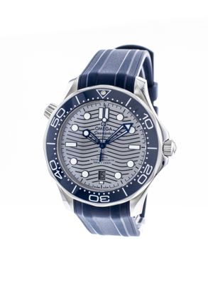 OMEGA Seamaster Diver 300 m Co-Axial Master Chronometer