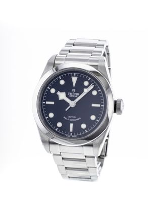 TUDOR Black Bay