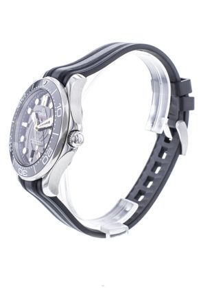 OMEGA Seamaster Diver 300 m Edition Limitée James Bond