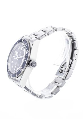TUDOR Black Bay
