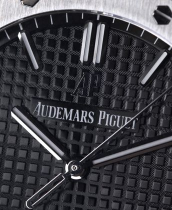 AUDEMARS PIGUET Royal Oak  41