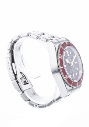 TUDOR Black Bay Red Red