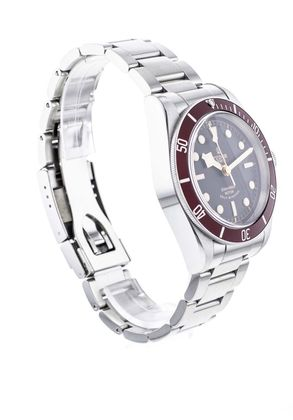 TUDOR Black Bay