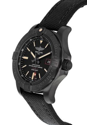 BREITLING Avenger Blackbird