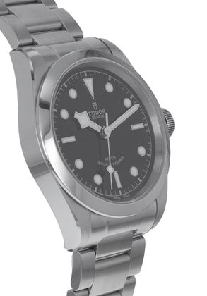 TUDOR Black Bay