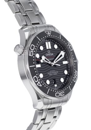 OMEGA Seamaster 300 Diver Co-Axial Master Chronometer