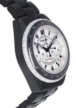 CHANEL J12 Superleggera Chronographe