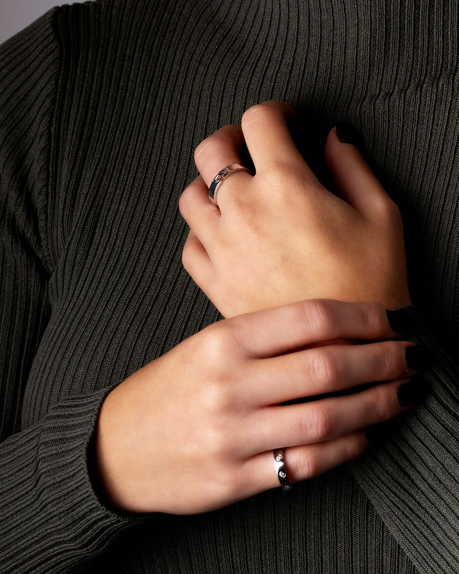 Bagues CARTIER Alliance Love Bagues occasion Or Blanc Cresus