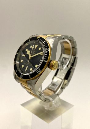 TUDOR Black Bay