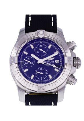 BREITLING Avenger Chronograph