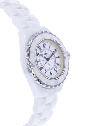 CHANEL J12 33 mm