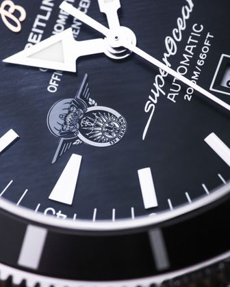BREITLING SuperOcean Heritage 46 Edition limitée "13ème Régiment des Dragons Parachutistes"