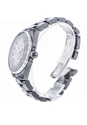 CHANEL J12 38 mm