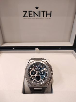 ZENITH Defy Extrême
