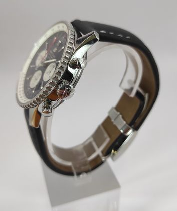BREITLING Navitimer 01 Manufacture