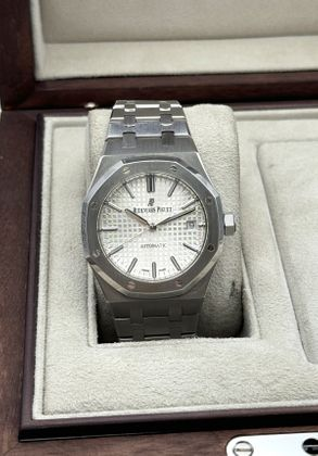 AUDEMARS PIGUET Royal Oak