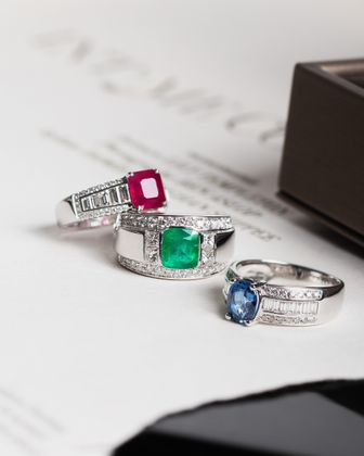 JOAILLERIE CRESUS Saphir Pavage diamants