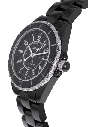 CHANEL J12 38 mm