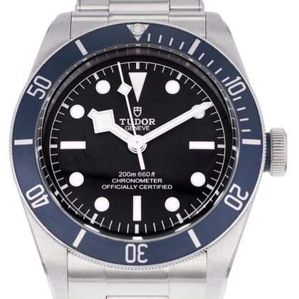 TUDOR Black Bay