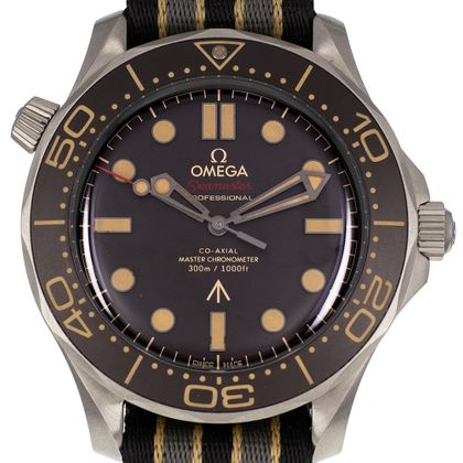 OMEGA Seamaster 300 Diver "007"