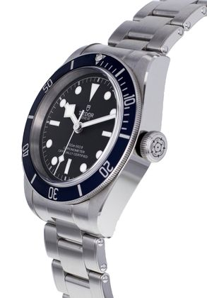TUDOR Black Bay