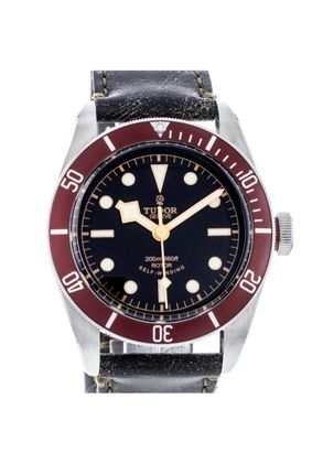 TUDOR Black Bay Red